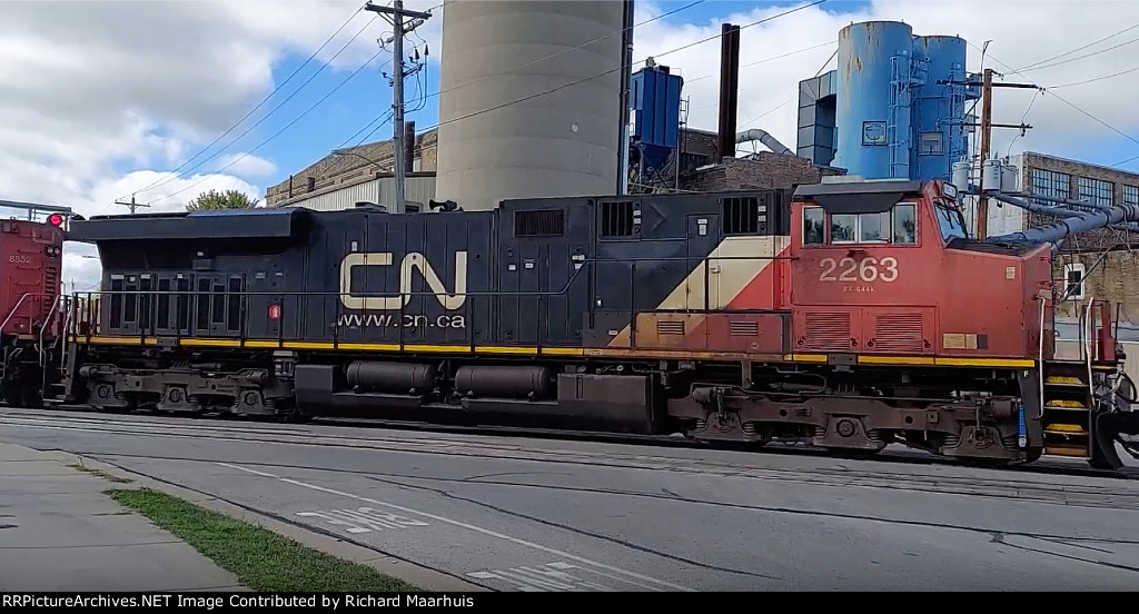 CN 2263